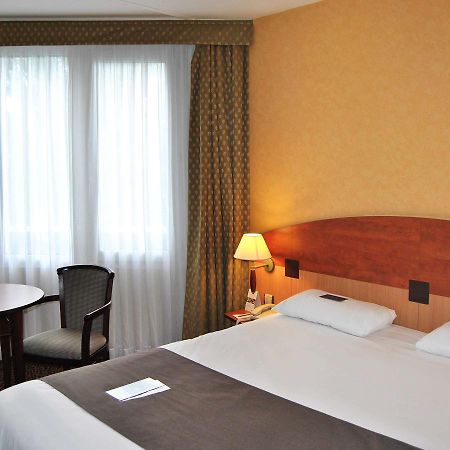 Mercure Saint Etienne Parc De L'Europe Exterior foto