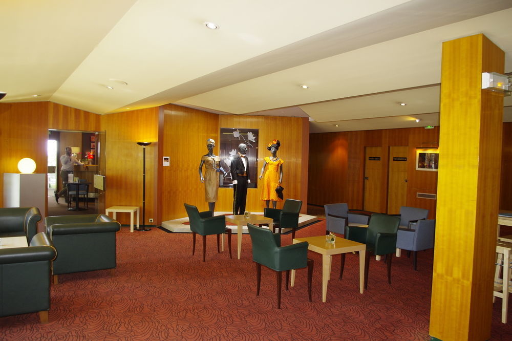Mercure Saint Etienne Parc De L'Europe Exterior foto