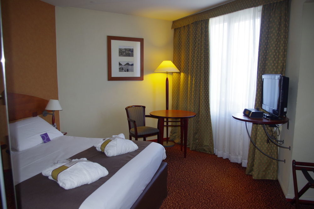 Mercure Saint Etienne Parc De L'Europe Exterior foto