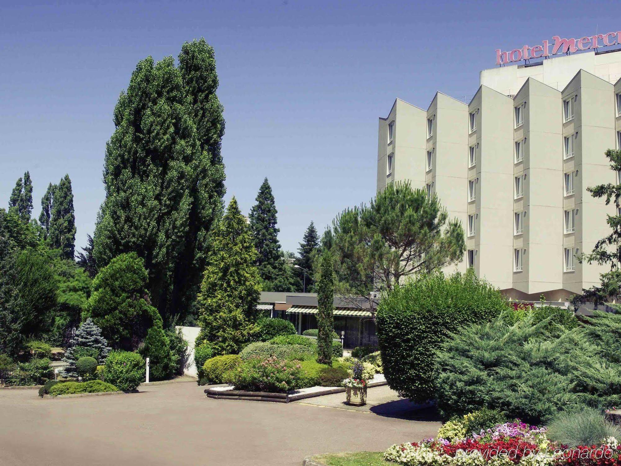 Mercure Saint Etienne Parc De L'Europe Exterior foto