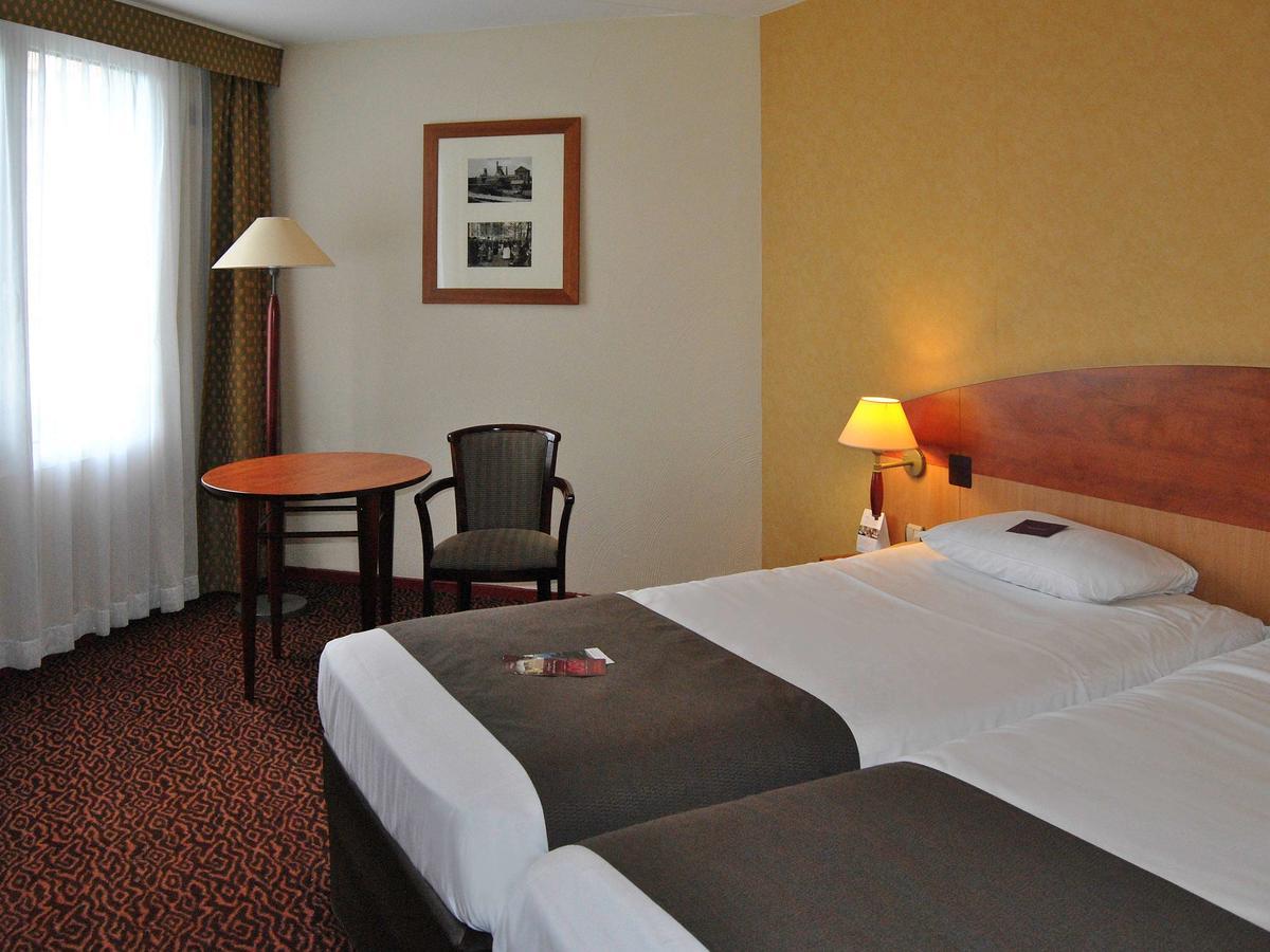 Mercure Saint Etienne Parc De L'Europe Exterior foto