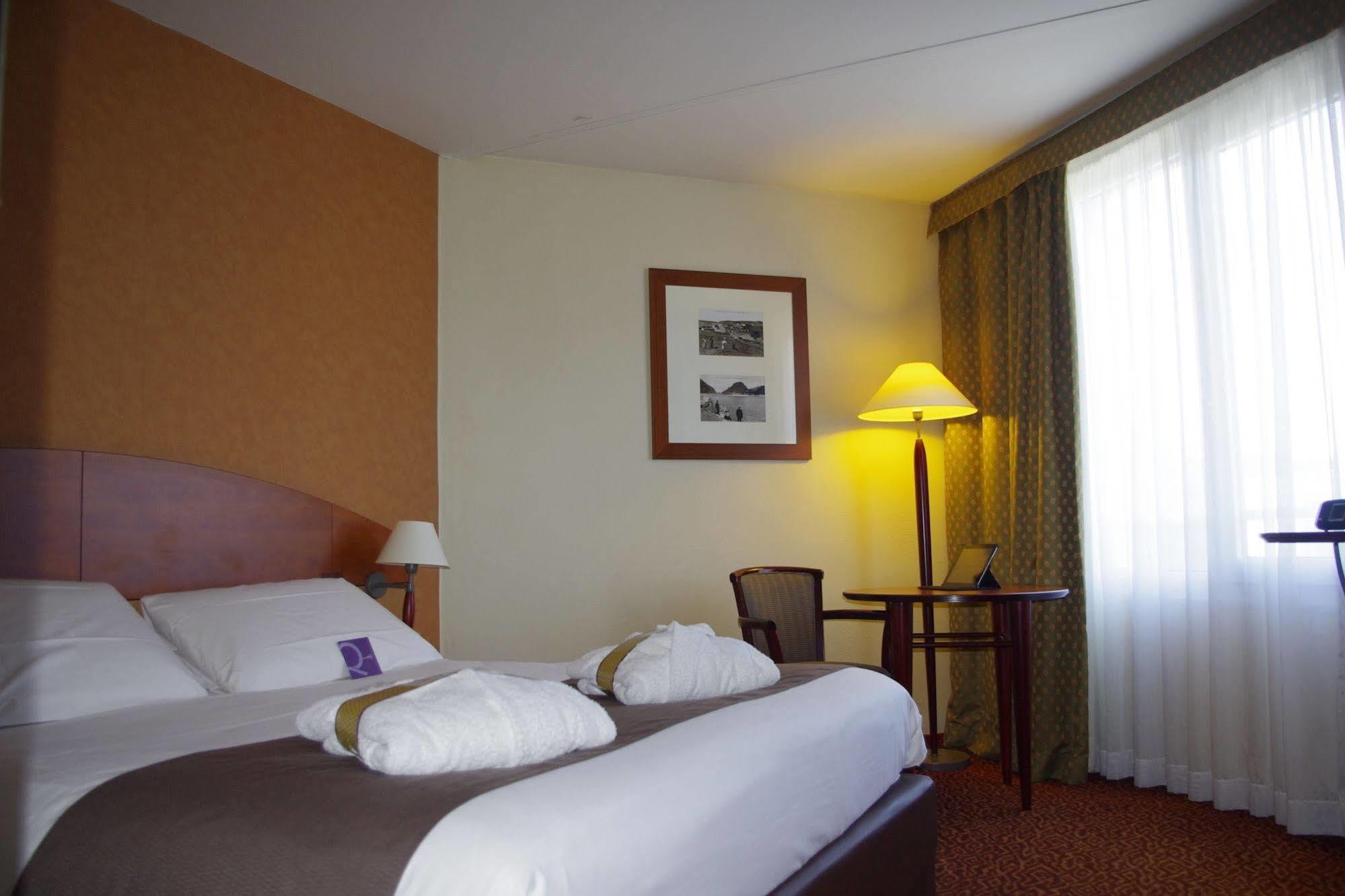 Mercure Saint Etienne Parc De L'Europe Exterior foto